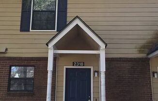 2 Bed, 1.5 Bath Townhome w/ an office Available NOW!