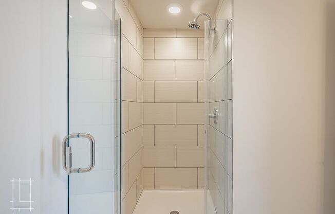 1 bed, 1 bath, $1,425, Unit 1112 N 4th St. Apt. 208