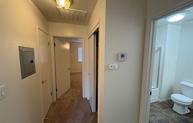 2 beds, 1 bath, $1,350, Unit A