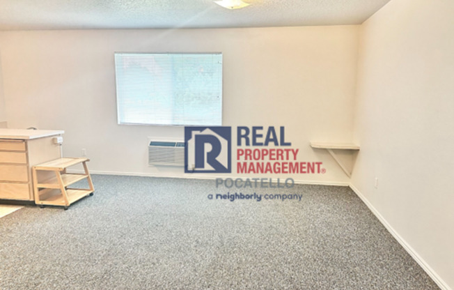 Studio, 1 bath, $650, Unit Apt 20