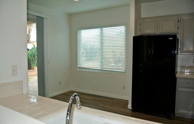 4Bed/2.5Bath Home in the Brisbane complex~ Brisbane