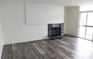 11942 Darlington Avenue