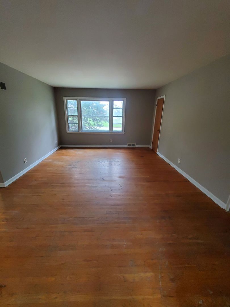 3433 N 76th St (4 unit)