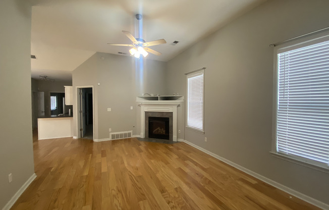 Pristine 3 bedroom 2 bath on Island! Fenced in back yard! Pets are welcome, fees apply. Owner will manage.