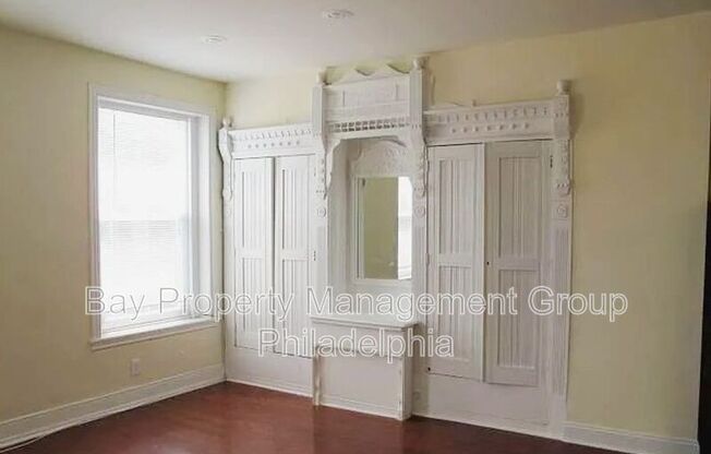 1920 N 18 ST