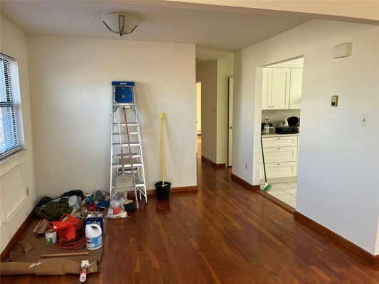 3 beds, 2 baths, 1,248 sqft, $2,900, Unit # FLOOR