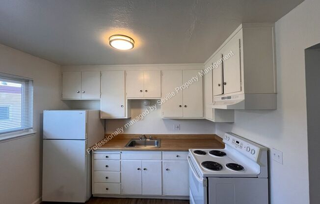 2 beds, 1 bath, 700 sqft, $2,150, Unit C