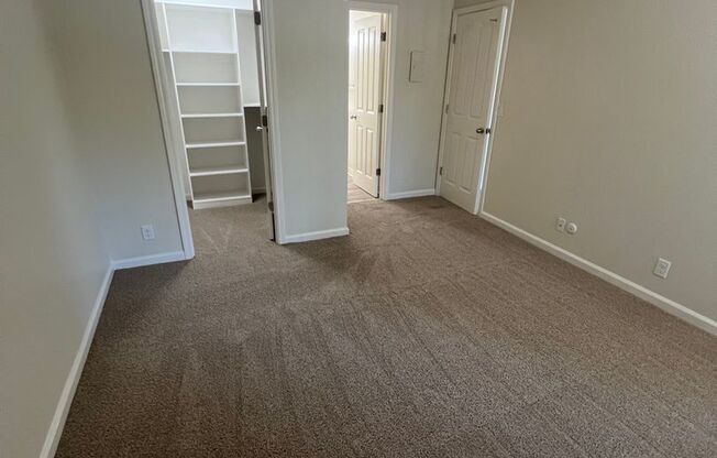 1 bed, 1 bath, 590 sqft, $2,500, Unit 777-220