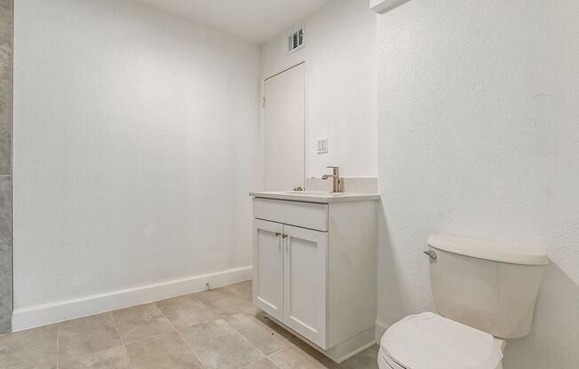 2 beds, 1.5 baths, 1,042 sqft, $1,450, Unit 119