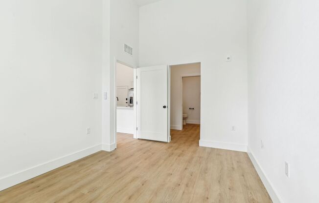 2 beds, 2 baths, 803 sqft, $1,995, Unit 106