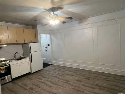 1 bed, 1 bath, $1,950, Unit 5L