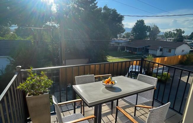 2 beds, 1 bath, $1,095, Unit Apt. 218