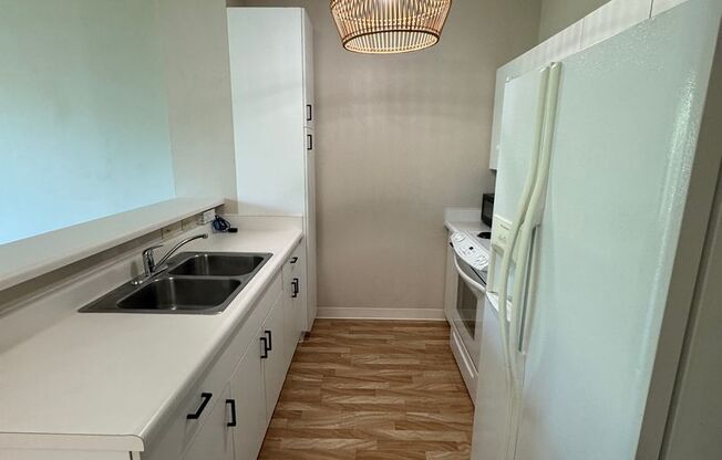 1 bed, 1 bath, $2,250, Unit # 109