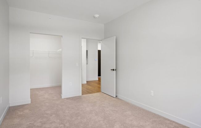 1 bed, 1 bath, 690 sqft, $1,365, Unit 103