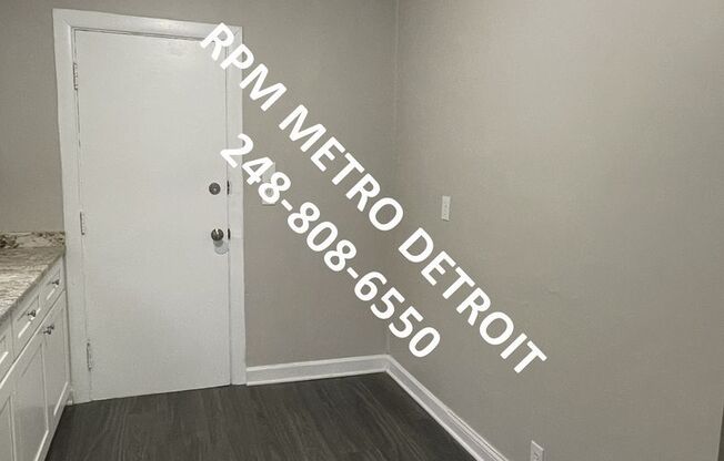 3 beds, 1 bath, $1,650, Unit (NO)