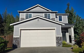 Beautifully Maintained Home in Peaceful Lake Stevens Cul-de-Sac