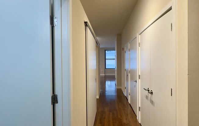 1 bed, 1 bath, 499 sqft, $1,425, Unit HA-617