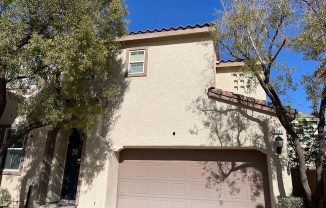 ​Charming 3-bedroom Home!