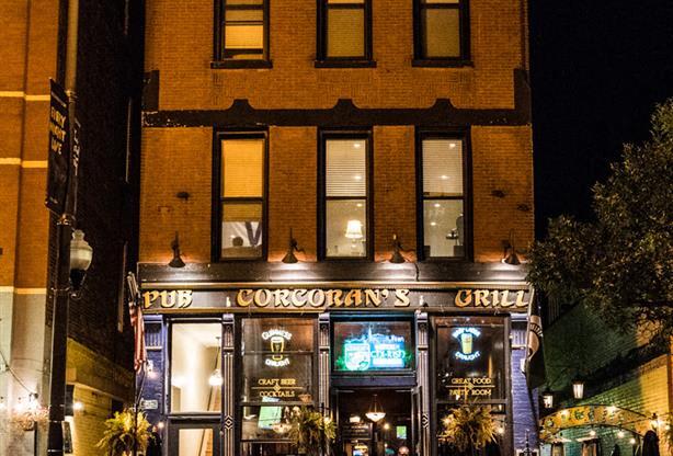 Local Bar at Park View Apartments, Chicago