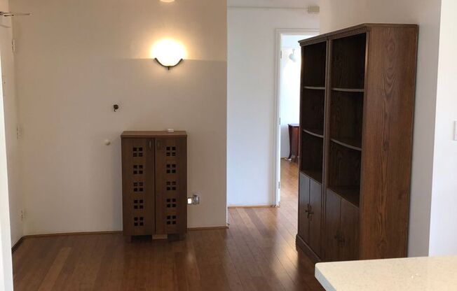 Furnished and Renovated 2 Bed 2 Bath 1 Parking at Marco Polo Apartments, Views and Amenities!!!