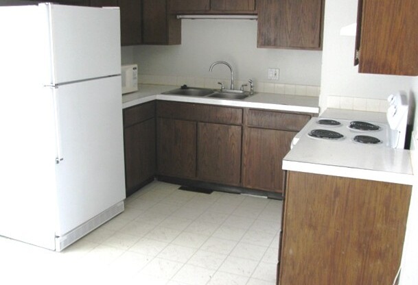 427 E. 6th Street - Plum