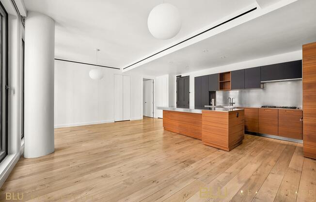 15 RENWICK ST