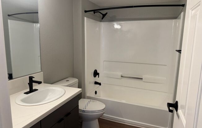 2 beds, 2 baths, 986 sqft, $2,650, Unit 335