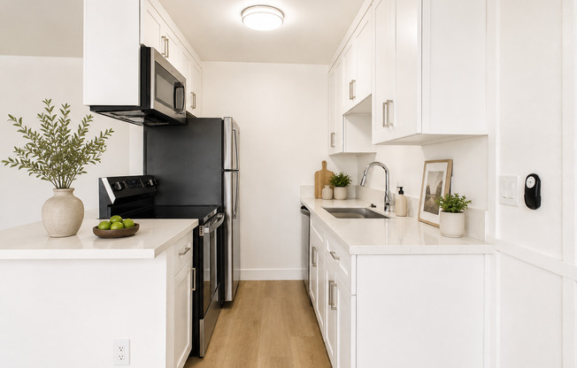 1 bed, 1 bath, 615 sqft, $1,895, Unit 137