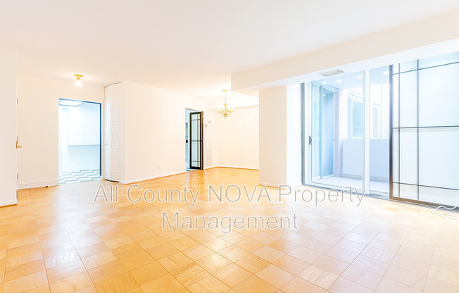 4601 N Park Avenue #319U