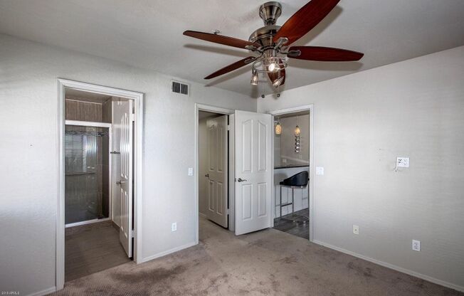 2 beds, 2 baths, $1,795, Unit UNIT 2007