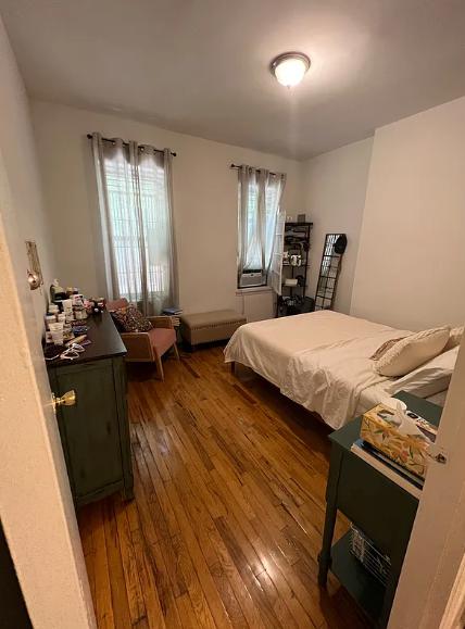 352 E 89 ST