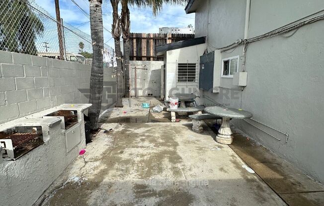 2 beds, 1 bath, 850 sqft, $2,050, Unit 3