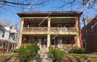 2821 Charlotte St, Kansas City, MO 64109