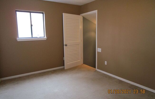 2 beds, 1.5 baths, $1,525