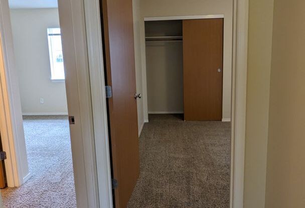 2 beds, 2 baths, 994 sqft, $1,425, Unit E301