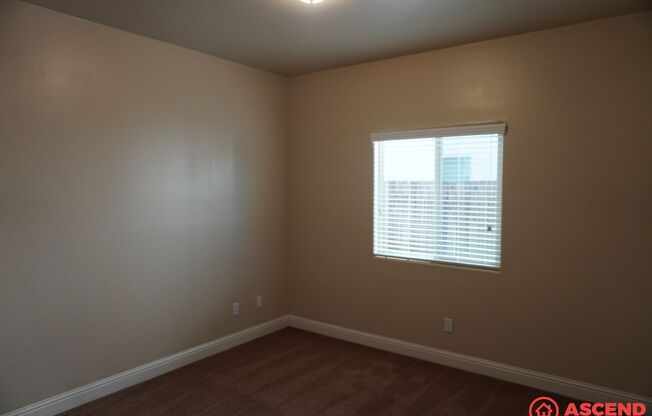 3 beds, 2 baths, $2,400