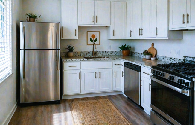 2 beds, 1 bath, 750 sqft, $1,600, Unit 68