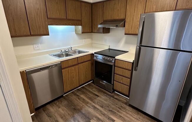 1 Bedroom 1 Bathroom Condo!
