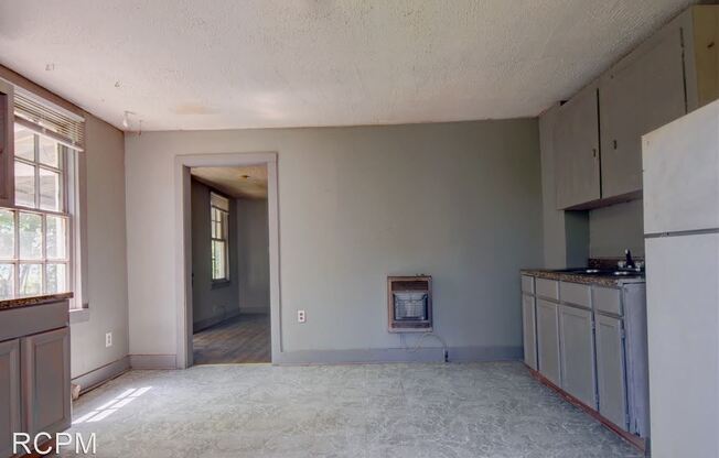 3607 Grote St.
