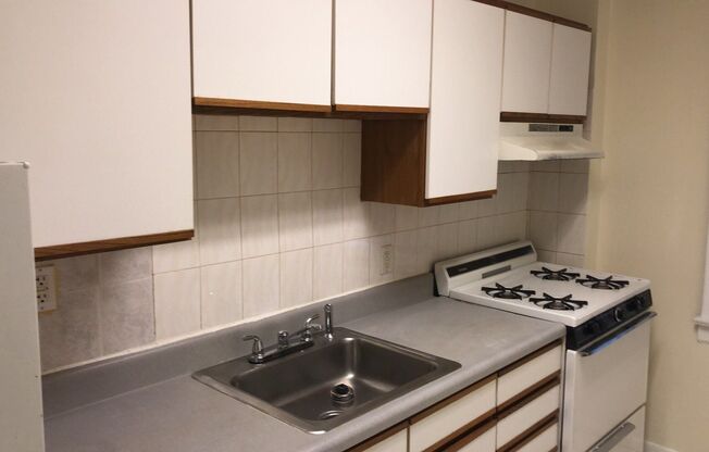 1405 OM-1405 Palisade Avenue LLC