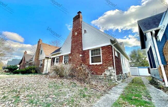 615 E 62 ST