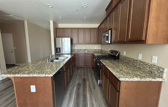 4469 LACY LN