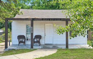 Cozy Marietta Ranch Near Marietta Square – Housing Vouchers Welcome