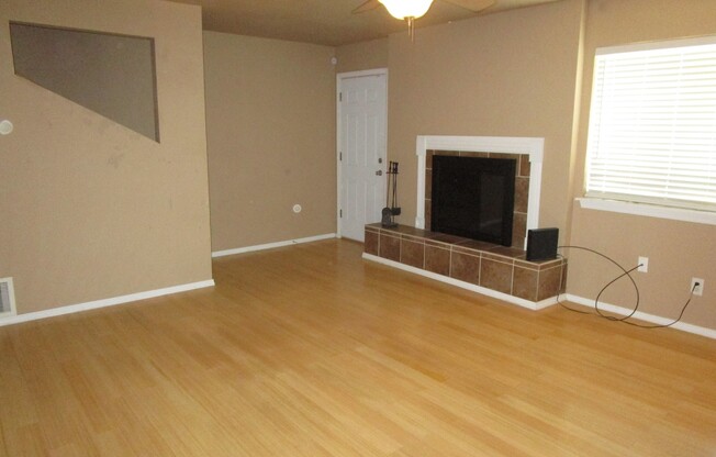 2 beds, 2.5 baths, $1,025