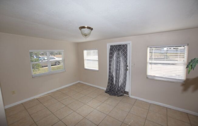 3 beds, 1 bath, $1,500