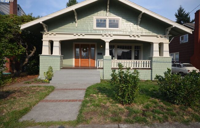 Classic Old Portland Craftsman