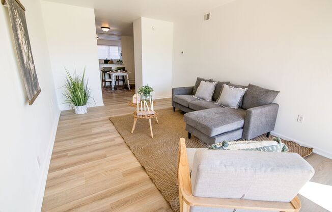 1 bed, 1 bath, 700 sqft, $695, Unit Apt. 25