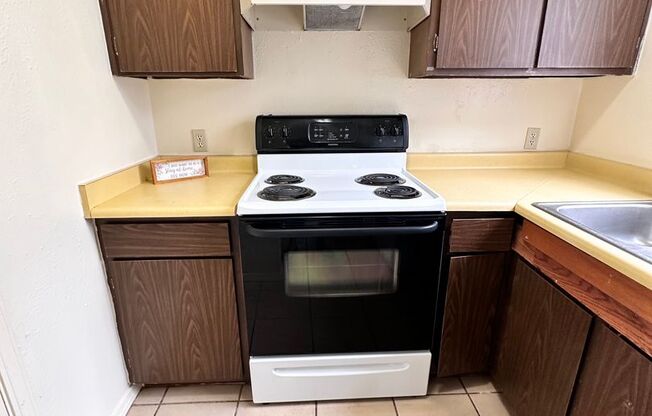 1 bed, 1 bath, 600 sqft, $700, Unit Unit 209