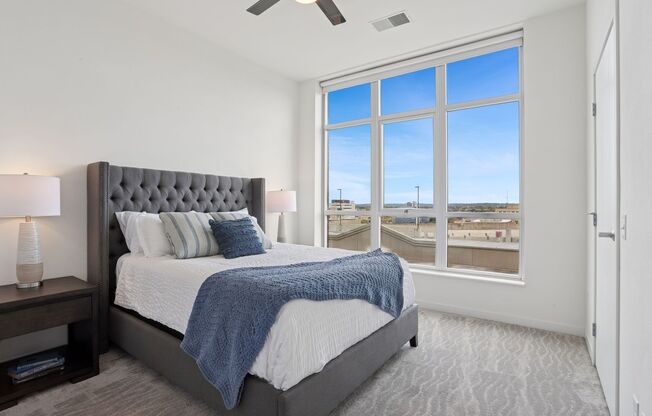 2 beds, 2 baths, 1,076 sqft, $2,450, Unit 802 (Penthouse)