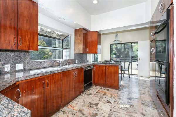 3965 ALTA MESA DR